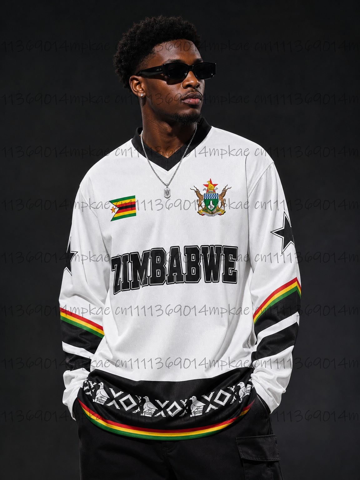 Street Fashion For Man - Мужская футболка с V-образным вырезом и